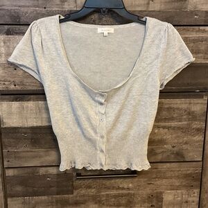 No Comment Gray Ribbed Button-Front Crop Top